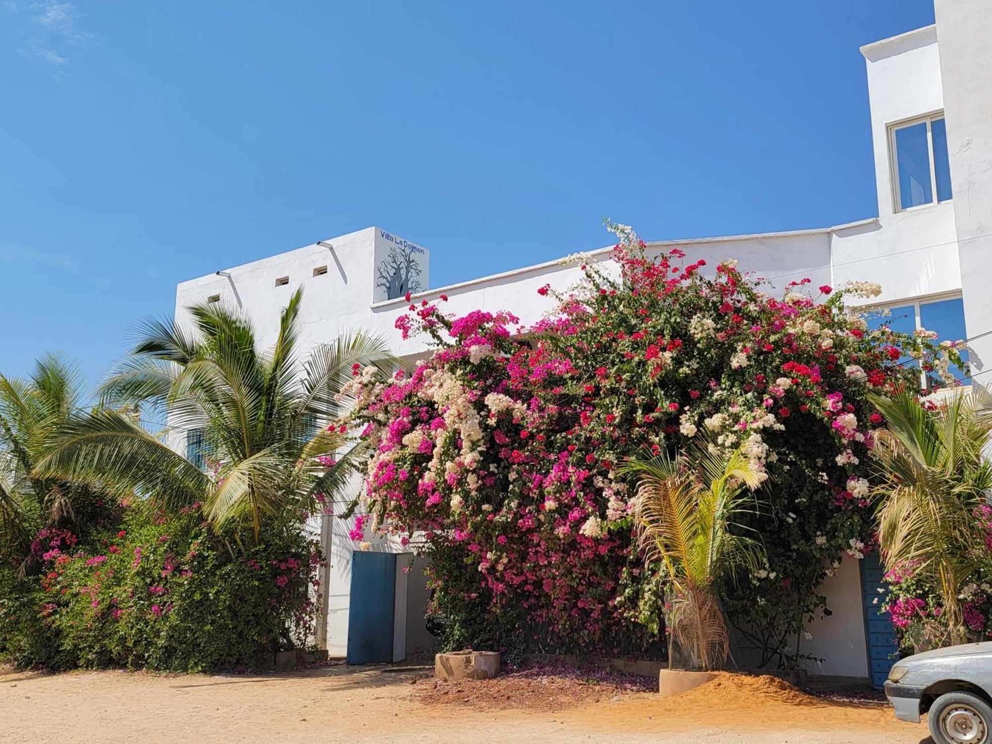 Apartamento Le Dolmen de Mbour Exterior foto